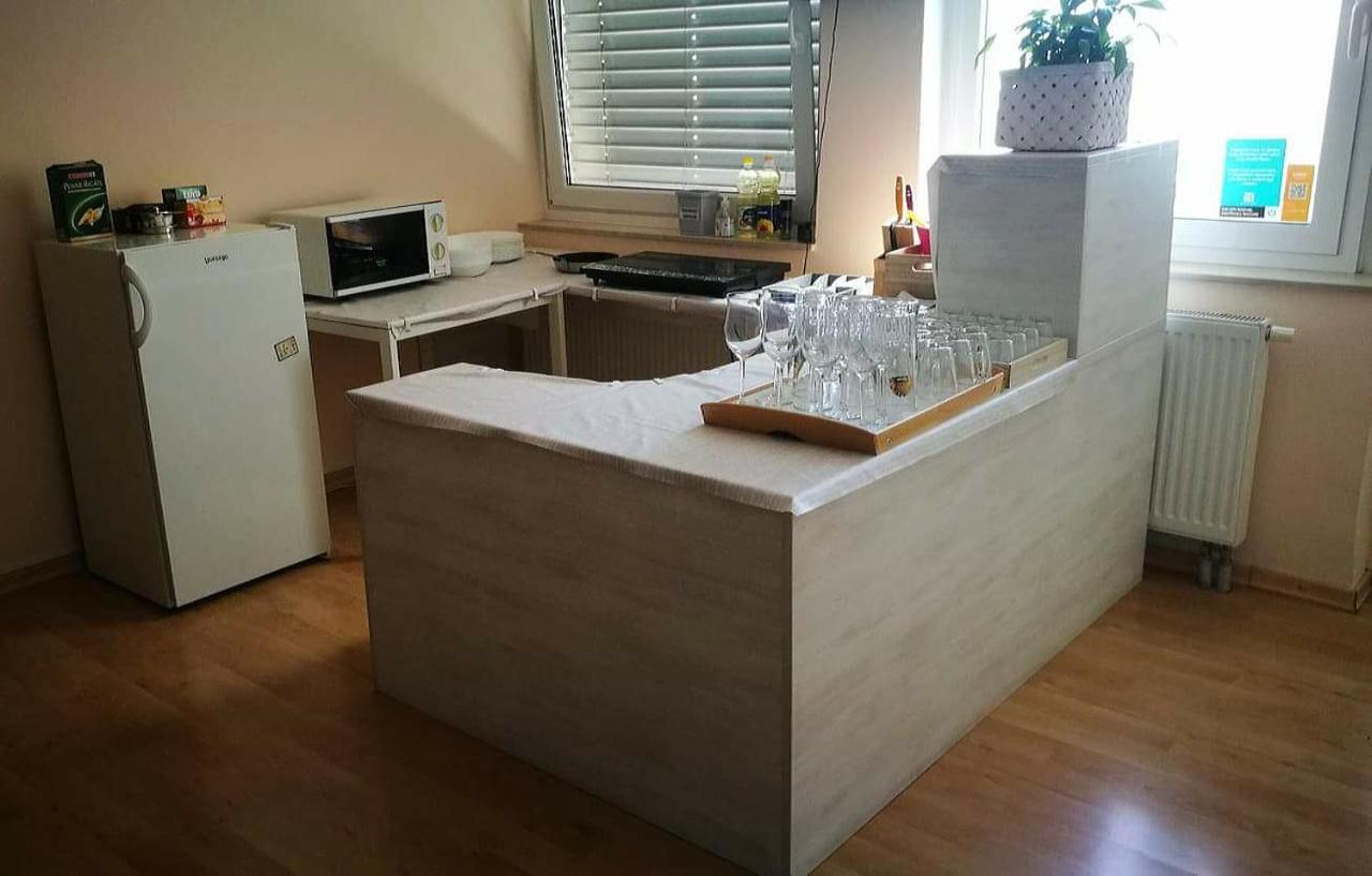 Tej Hostel Ljubljana Exteriör bild